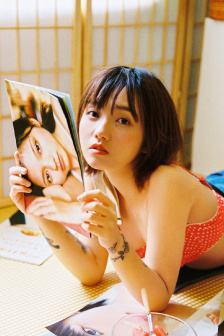 乌鸦小姐与蜥蜴先生手机